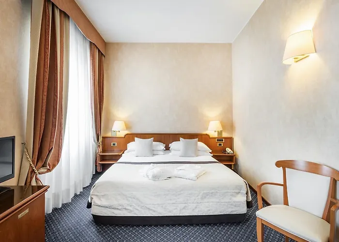 Hotel Ascot